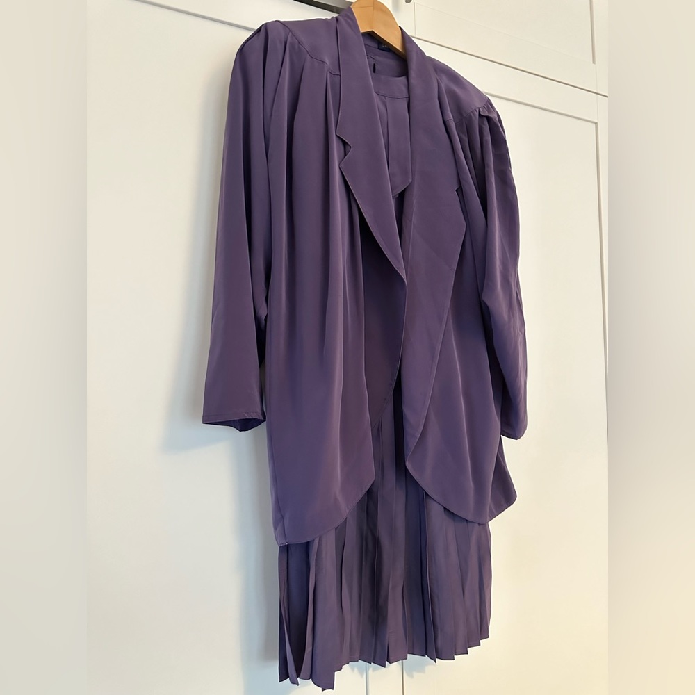 Vintage 100% silk 3 piece set color purple size 4 (EUR 38) blazer, blouse, skirt